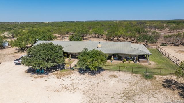 2133 Lausen, Del Rio, TX 78840