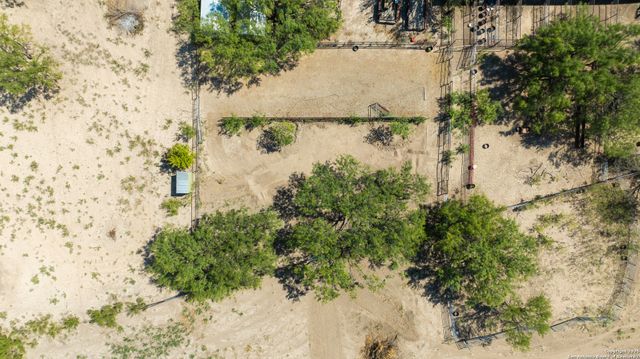 2133 Lausen, Del Rio, TX 78840