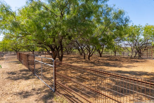 2133 Lausen, Del Rio, TX 78840