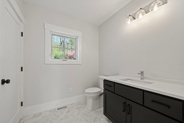 301 Maple, Shrewsbury, MA 01545