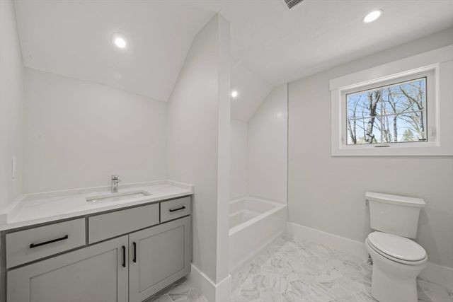 301 Maple, Shrewsbury, MA 01545