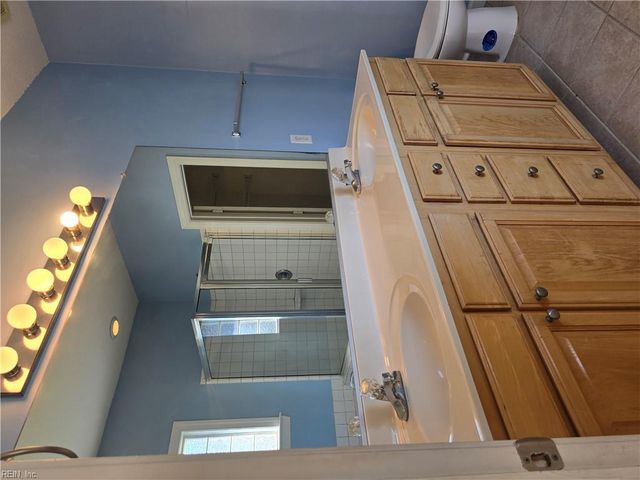 905 Riddlehurst AVE, Chesapeake, VA 23320