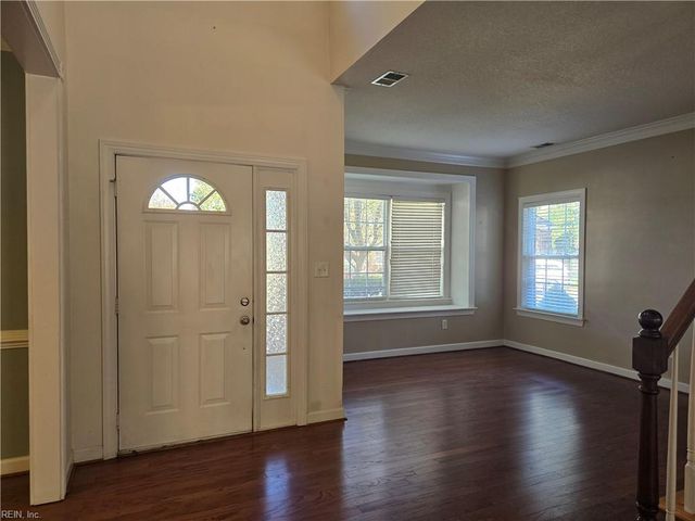 905 Riddlehurst AVE, Chesapeake, VA 23320
