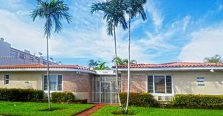 2160 BayDr 2-11, Miami Beach, FL 33141