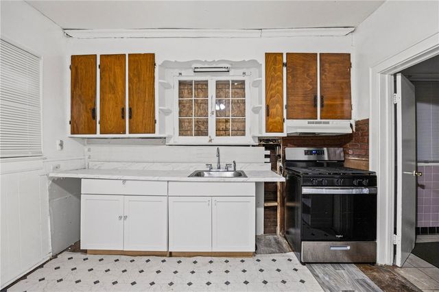 181 Myrtle Street, Rochester, NY 14606