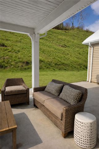 4277 Hawthorn Drive, South Park, PA 15129