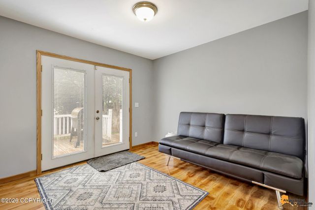 4042 Sycamore Loop, Anchorage, AK 99504