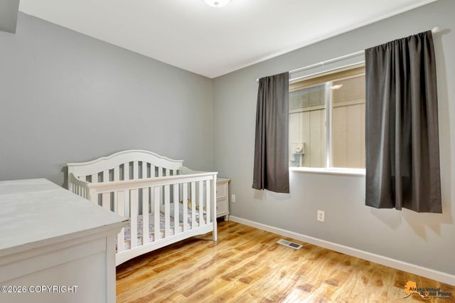 4042 Sycamore Loop, Anchorage, AK 99504