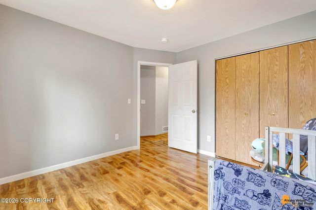 4042 Sycamore Loop, Anchorage, AK 99504