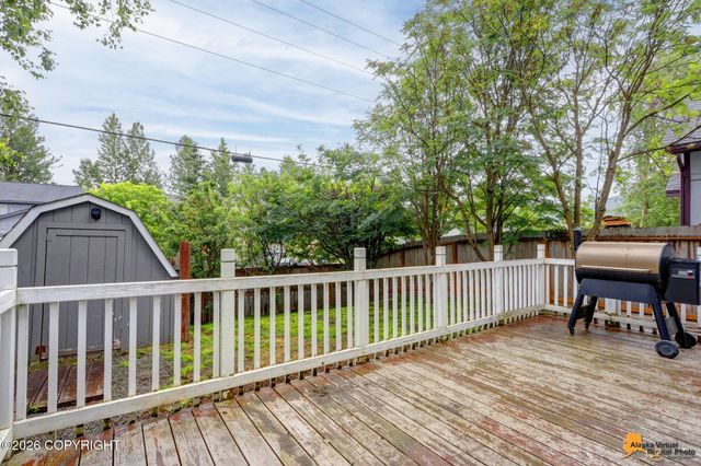 4042 Sycamore Loop, Anchorage, AK 99504