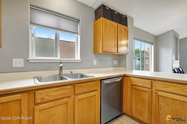 4042 Sycamore Loop, Anchorage, AK 99504