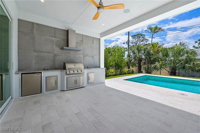 1134 Trail Terrace DR, Naples, FL 34103