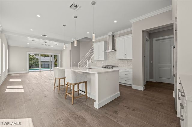 1134 Trail Terrace DR, Naples, FL 34103