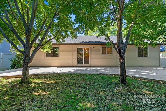 1356 W Great Basin, Meridian, ID 83646
