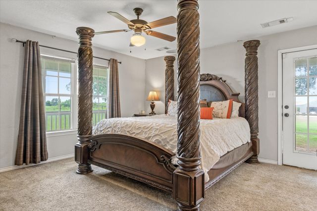 800 VZ County Road 2135, Canton, TX 75103