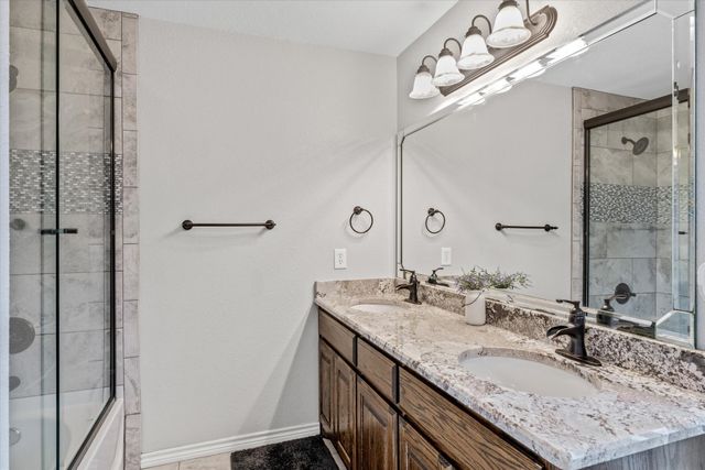 800 VZ County Road 2135, Canton, TX 75103