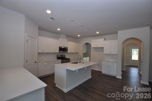 3102 Deep River Way, Waxhaw, NC 28173