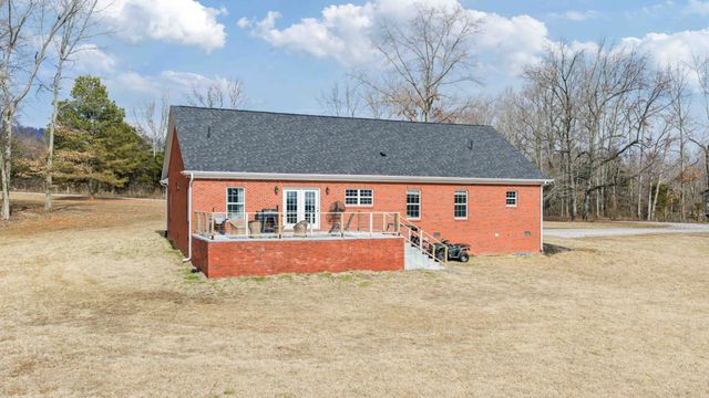 656 Osement Rd, Mcminnville, TN 37110