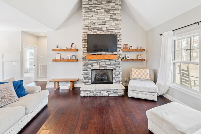 656 Osement Rd, Mcminnville, TN 37110