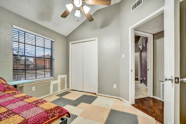 1606 Kingspoint Drive, Carrollton, TX 75007