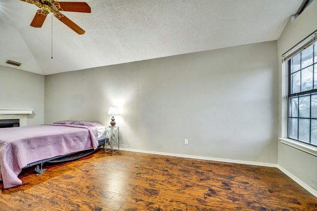 1606 Kingspoint Drive, Carrollton, TX 75007