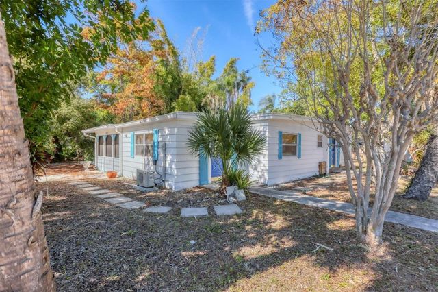 2551 WILKINSON ROAD, Sarasota, FL 34231