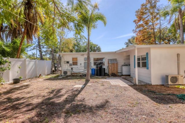 2551 WILKINSON ROAD, Sarasota, FL 34231