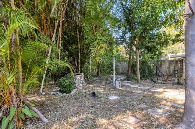 2551 WILKINSON ROAD, Sarasota, FL 34231