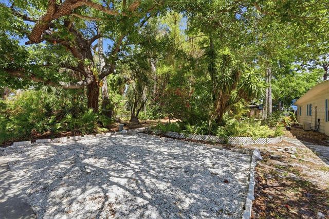 2551 WILKINSON ROAD, Sarasota, FL 34231