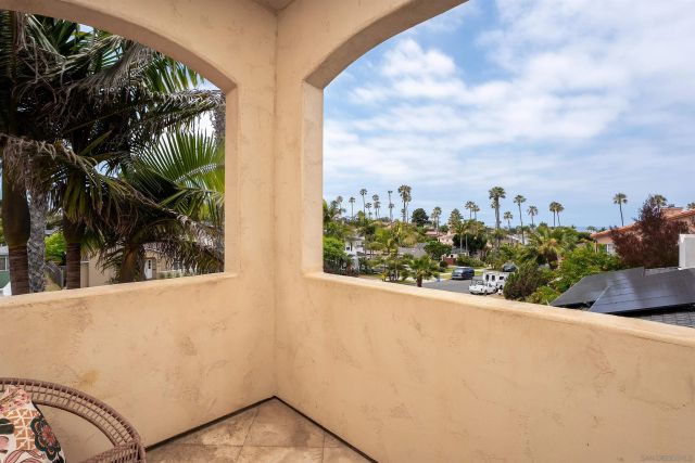 4330 Niagara Avenue, San Diego, CA 92107