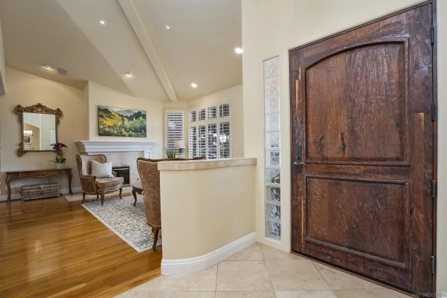 4330 Niagara Avenue, San Diego, CA 92107