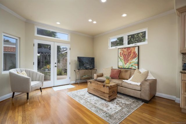 4330 Niagara Avenue, San Diego, CA 92107