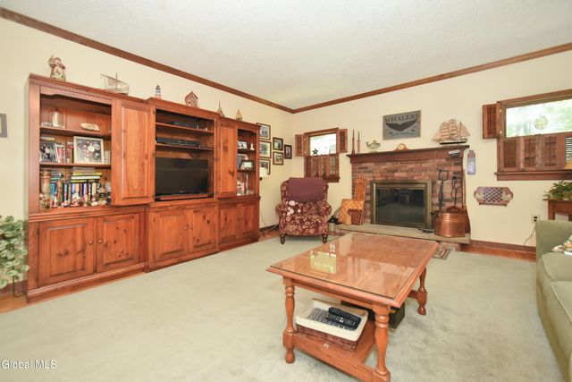 9 Northwood Drive, Ballston Spa, NY 12020