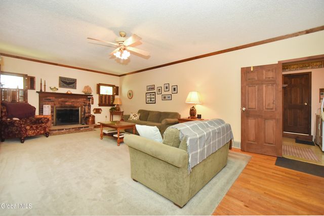 9 Northwood Drive, Ballston Spa, NY 12020