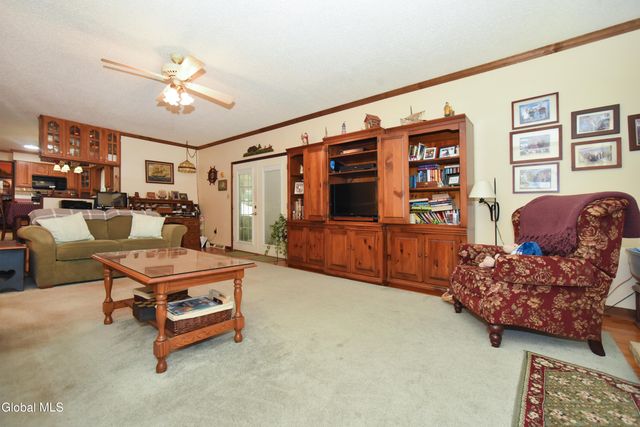 9 Northwood Drive, Ballston Spa, NY 12020