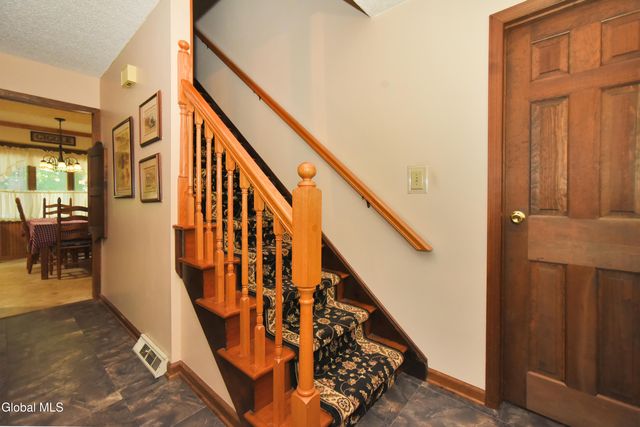 9 Northwood Drive, Ballston Spa, NY 12020