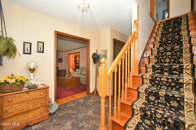 9 Northwood Drive, Ballston Spa, NY 12020