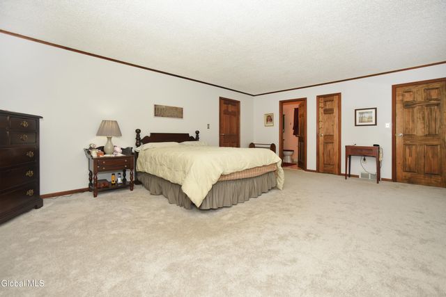 9 Northwood Drive, Ballston Spa, NY 12020