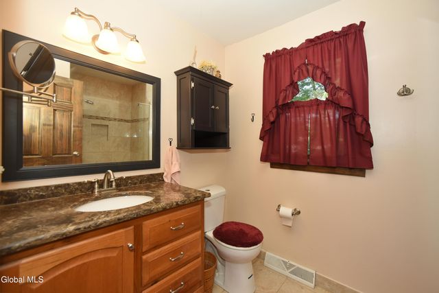 9 Northwood Drive, Ballston Spa, NY 12020