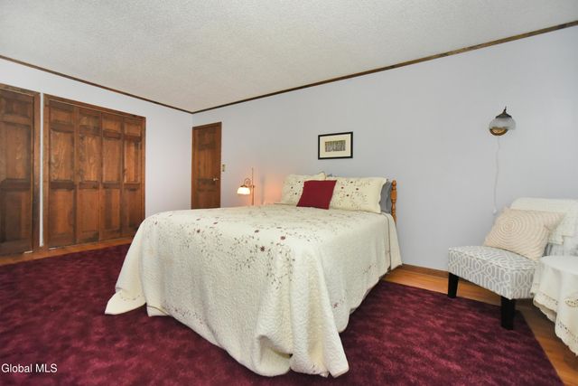 9 Northwood Drive, Ballston Spa, NY 12020