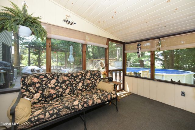 9 Northwood Drive, Ballston Spa, NY 12020