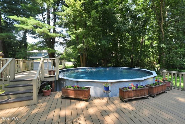 9 Northwood Drive, Ballston Spa, NY 12020