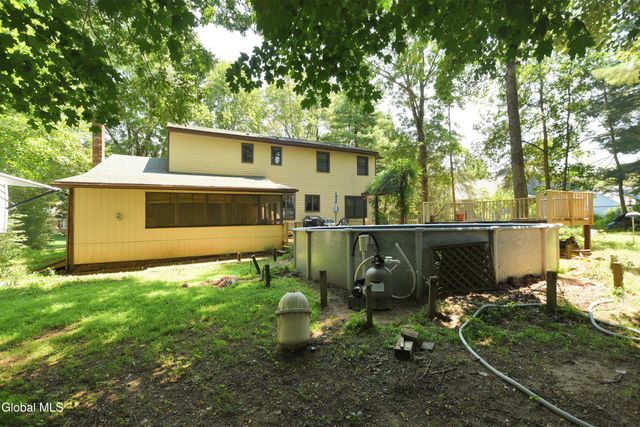 9 Northwood Drive, Ballston Spa, NY 12020