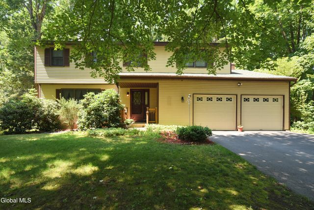 9 Northwood Drive, Ballston Spa, NY 12020