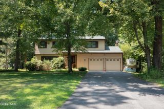 9 Northwood Drive, Ballston Spa, NY 12020