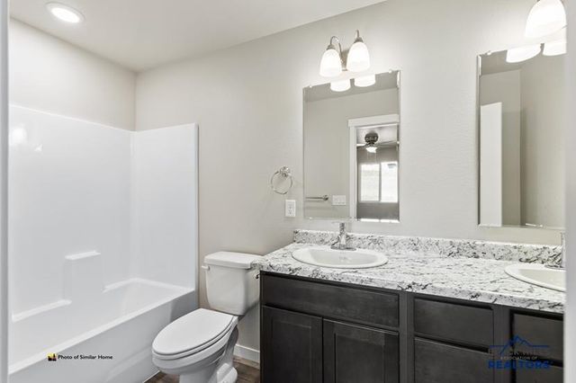 461 YELNER DR, Box Elder, SD 57719