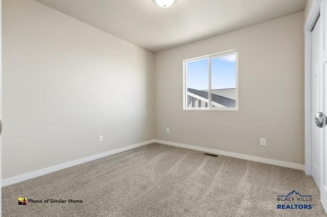 461 YELNER DR, Box Elder, SD 57719