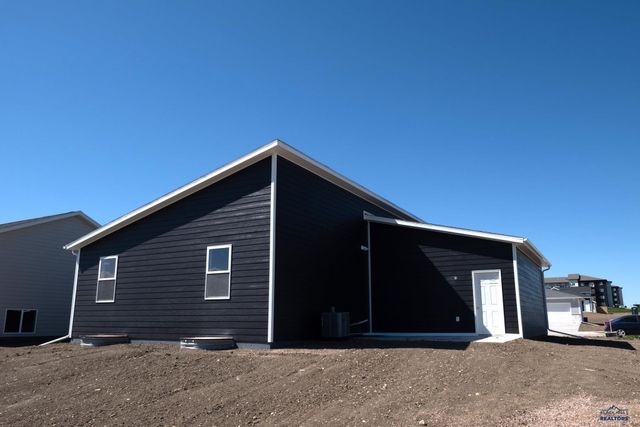 461 YELNER DR, Box Elder, SD 57719