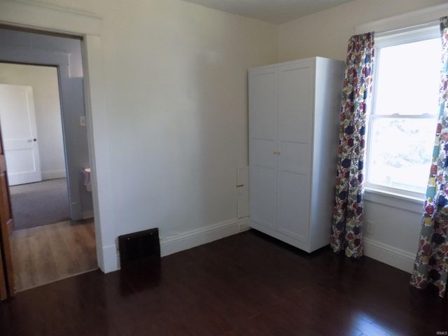 2536 Milburn Boulevard, Mishawaka, IN 46544