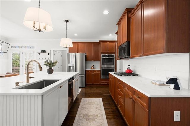 272 Canyon Drive, Sugar Hill, GA 30518